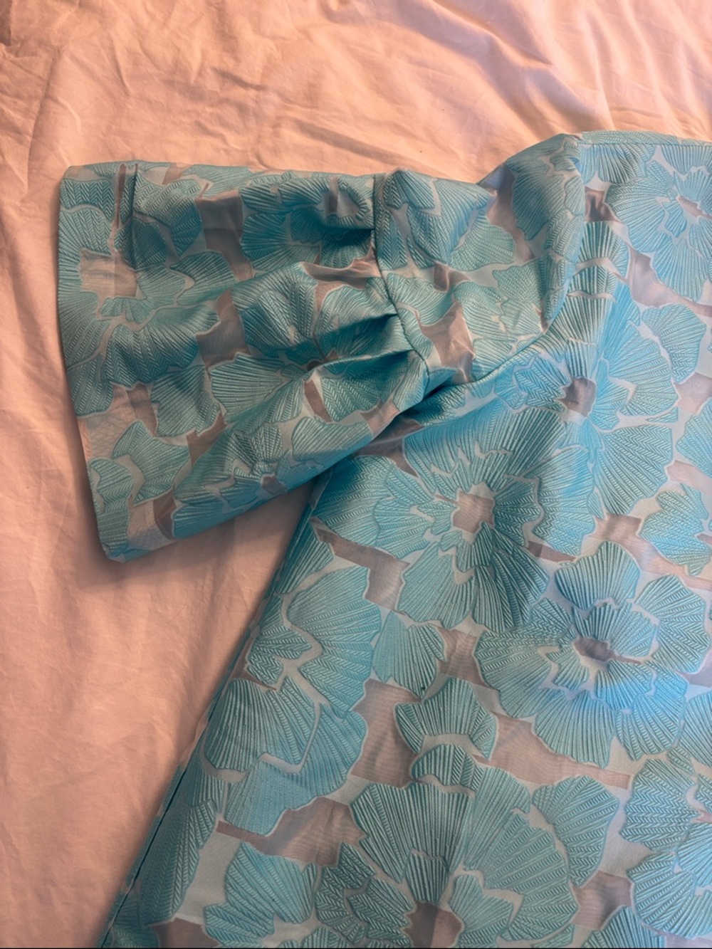 Tuckernuck Light Blue Floral Jacquard Puff Sleeve Blouse - Picture 2 of 9